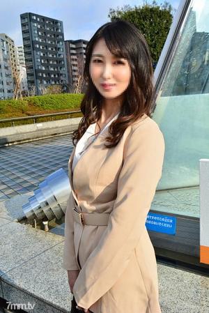 [fc2-ppv 1367526]【個人】有名S級女医４３歳の中出し不倫セックス映像流出。TVにも出演したスレンダーな美体の穴と言う穴を犯られまくる【初回特別価格】