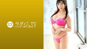 [259LUXU-1382]ラグジュTV 1376 変わり映えのない日常から抜けだし、刺激と新鮮さを求めてAV出演を決意！心の中に秘めた淫らな自分を開放すべく、豊満な肉体をカメラの前に曝け出し、経験したことのない快楽で膣奥から溢れた愛液で濡れまくり！ハリのある巨乳と巨尻が卑猥に躍り乱れまくる！