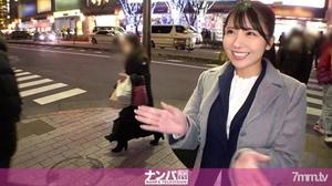 [200GANA-2429]マジ軟派、初撮。 1590 アキバの路上でカイロ配り！会社帰りの美脚美女が罠にかかった！連れ込んだホテルでエロトーク…次第に気分も高揚していって…