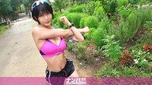 200GANA-2344 200GANA-2344 ナンパTV ジョギングナンパ 24 【スレンダーで隠れ巨乳】真夏の公園を走るボーイッシュなジョギングガールを、あの手この手で突撃ナンパ！気の良いフリして水を差し入れ！仲良くなってスタジオへご招待！お酒とマッサージでおもてなしする内に、気持ちよくなって汗ばむスレンダーボディを一気に巨チンでいただきま～す♪ あおい 22歳 歯科衛生士