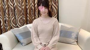 [fc2-ppv 1807259]１８歳の元地下アイドル。色白な肌と未成熟な身体、枕営業したプロデューサーから教わった得意のフェラで暴発寸前に。 ピンク色の綺麗なパイパンマンコにたっぷり中出し。 FC2-PPV-1807259