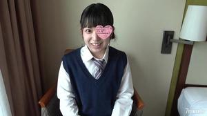 [fc2-ppv 2382636]ヌードモデルならと来た小動物系美少女。華奢で小さなその体を見ていたらヤりたくなってハメ撮り交渉！！ FC2-PPV-2382636