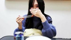 fc2-ppv 1697756 【無】♯色白美脚な坂道系元カノ。ベットでイチャつき元カノを中出し料理しました。