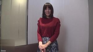 fc2-ppv 1534555 【無・素人】眼がパッチリで可愛い２０歳の長身美人ＯＬさん、はにかみながらも徐々に感じて・・・♥最後は中だしに泣きそう・・・」